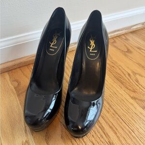 Yves Saint Laurent | Black Patent Leather Heels